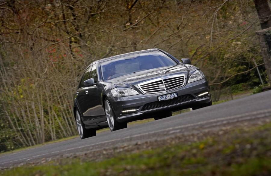  Mercedes-Benz S350 2009 года  (фото 12 из 15)